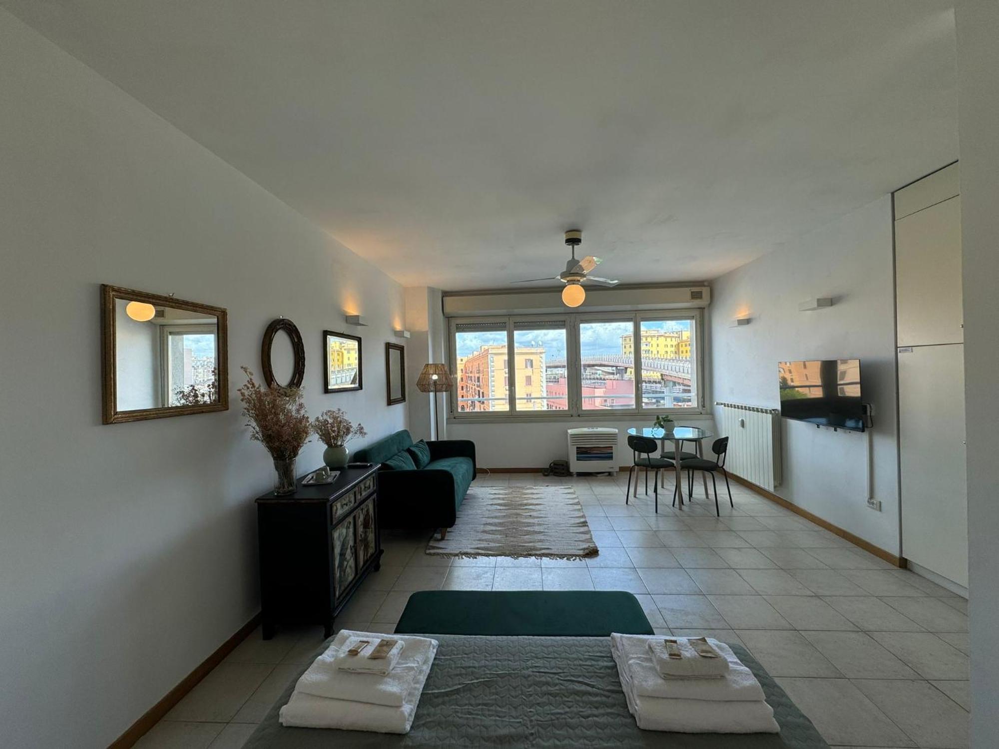 Warm Near Porta Maggiore Apartamento